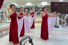 LINE_ALBUM_さくらパレス慰問_240916_85