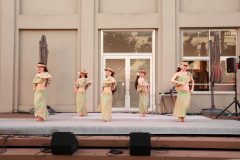 LINE_ALBUM_Q1-No.2_250907_17