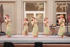 LINE_ALBUM_Q1-No.2_250907_22