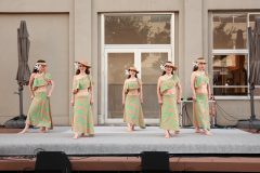 LINE_ALBUM_Q1-No.2_250907_36